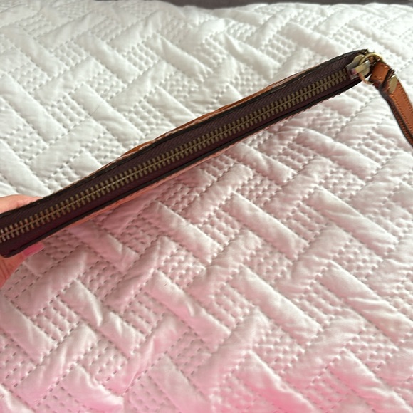 Patricia Nash Cassini Brown Leather Wristlet - Picture 9 of 11